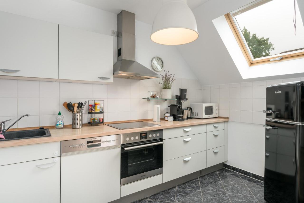 Appartement Veens Crew 7 Pax Dreieich