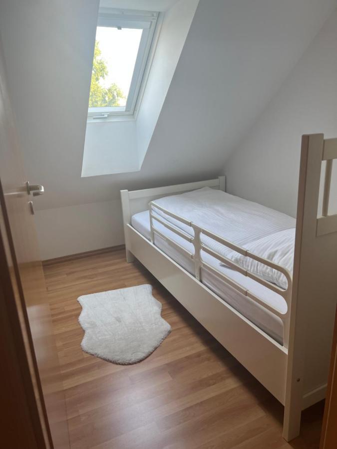 Veens Crew 7 Pax Appartement Dreieich